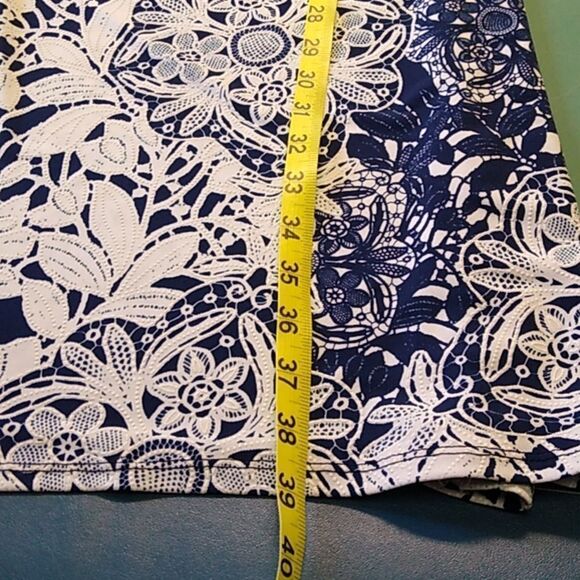MSK Women's 2XL Blue and White Floral Design Short Sleeve Midi Dress - Picture 4 of 6